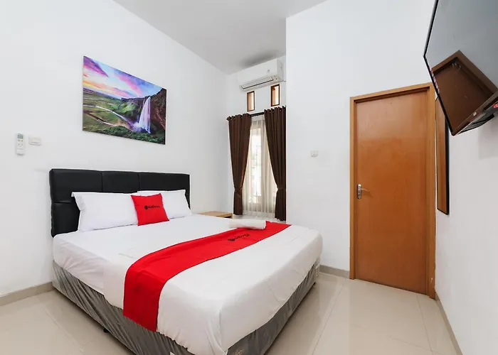 RedDoorz @ Jalan Danau Limboto Hotel Malang